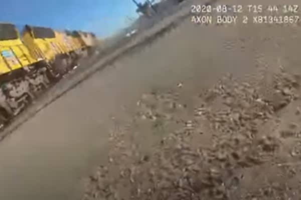 Video: California Officer Saves Man in Wheelchair Stuck on Train Tracks ...